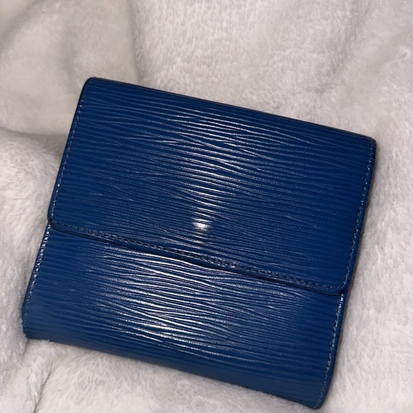 Louis Vuitton Epi - Picture 3 of 5